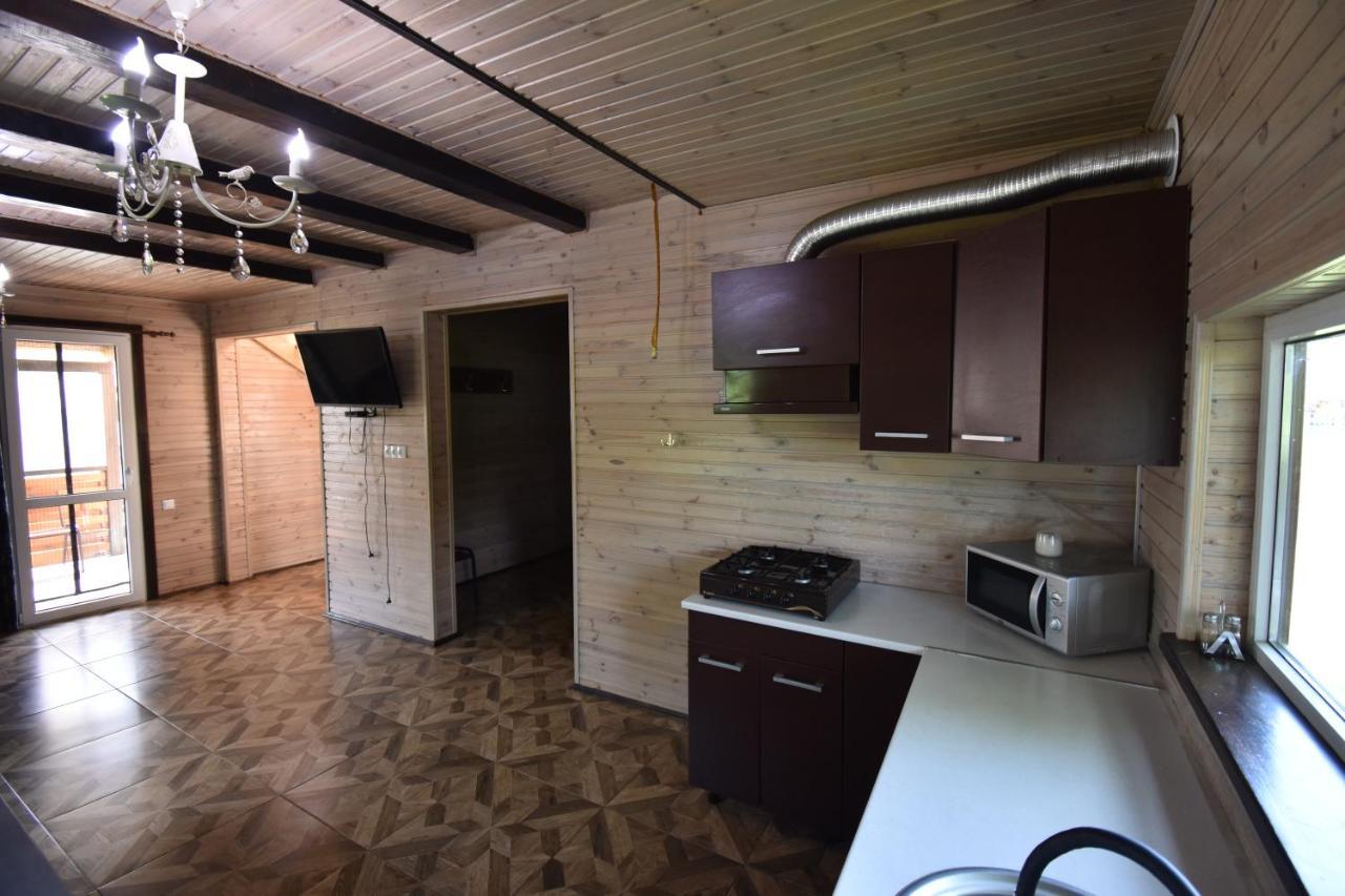 Коттедж Злата Svitjaz Exteriör bild