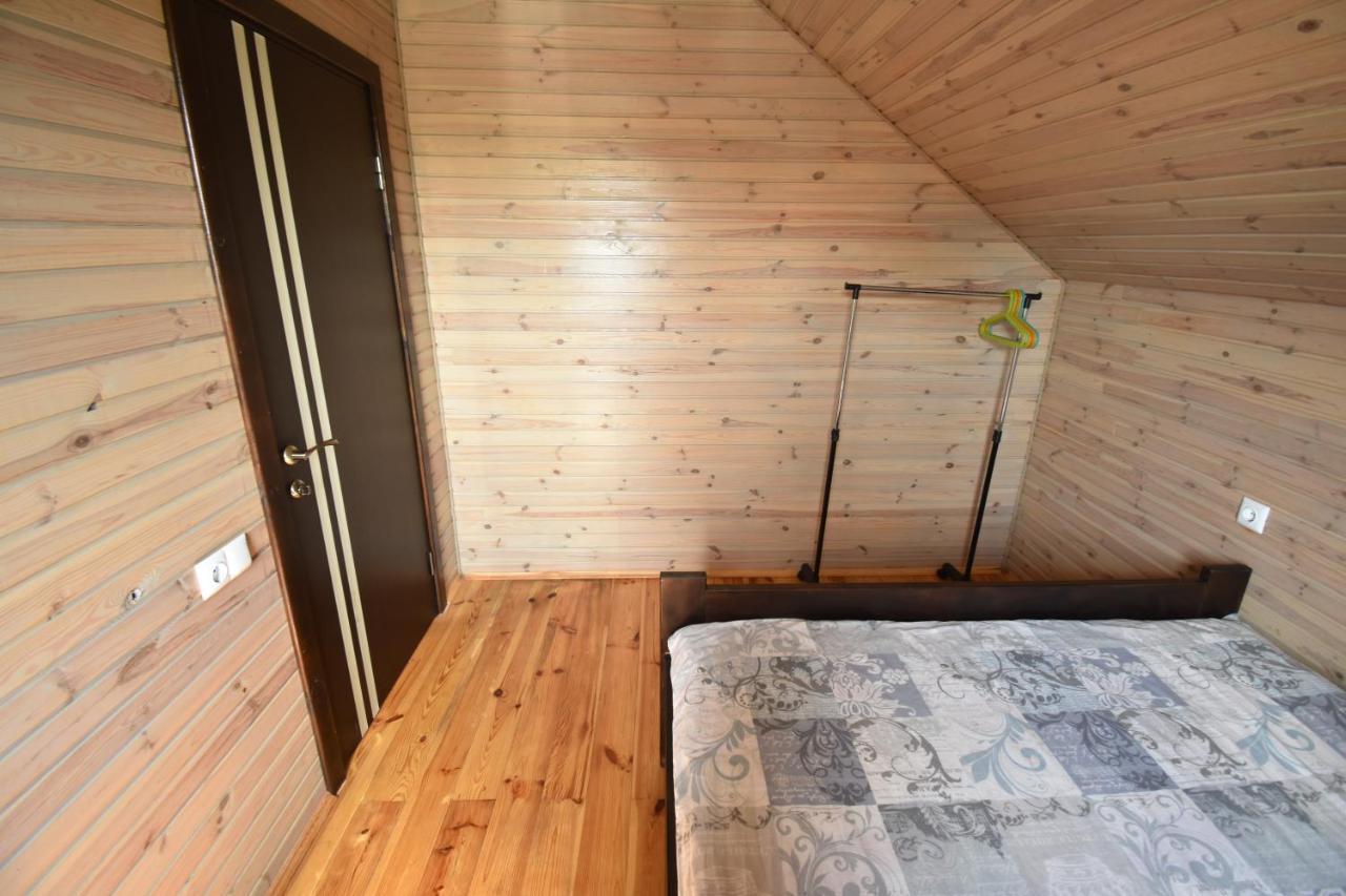 Коттедж Злата Svitjaz Exteriör bild
